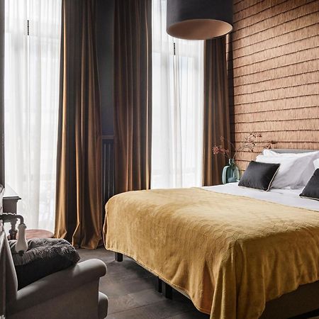 The Bank 1869 - Unique Guestrooms In The Historic Center Of Brugge Kültér fotó