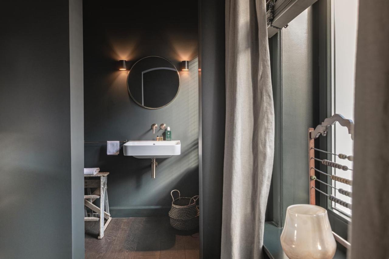 The Bank 1869 - Unique Guestrooms In The Historic Center Of Brugge Kültér fotó
