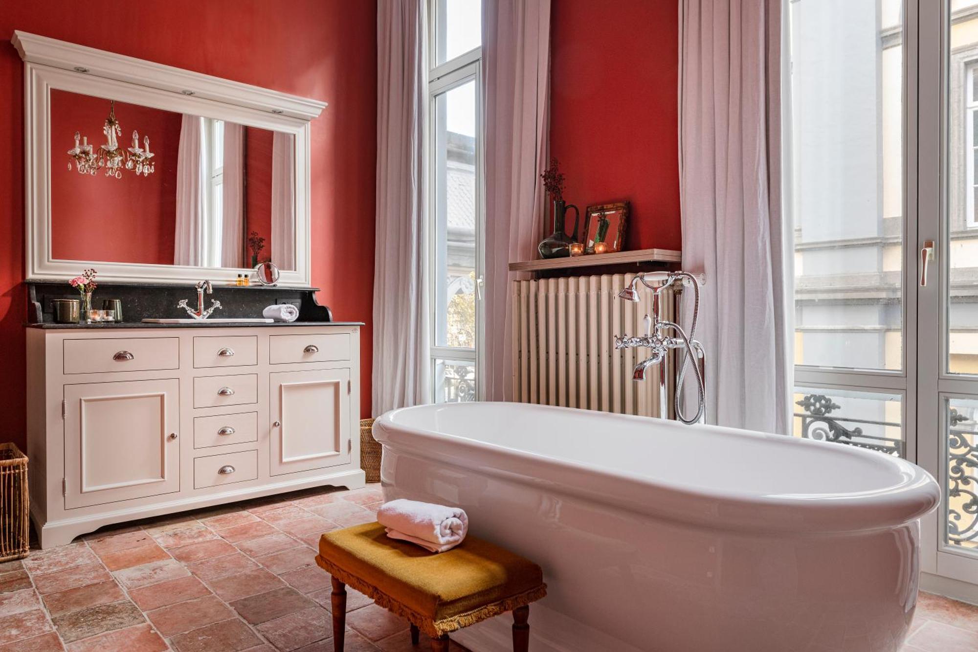 The Bank 1869 - Unique Guestrooms In The Historic Center Of Brugge Kültér fotó