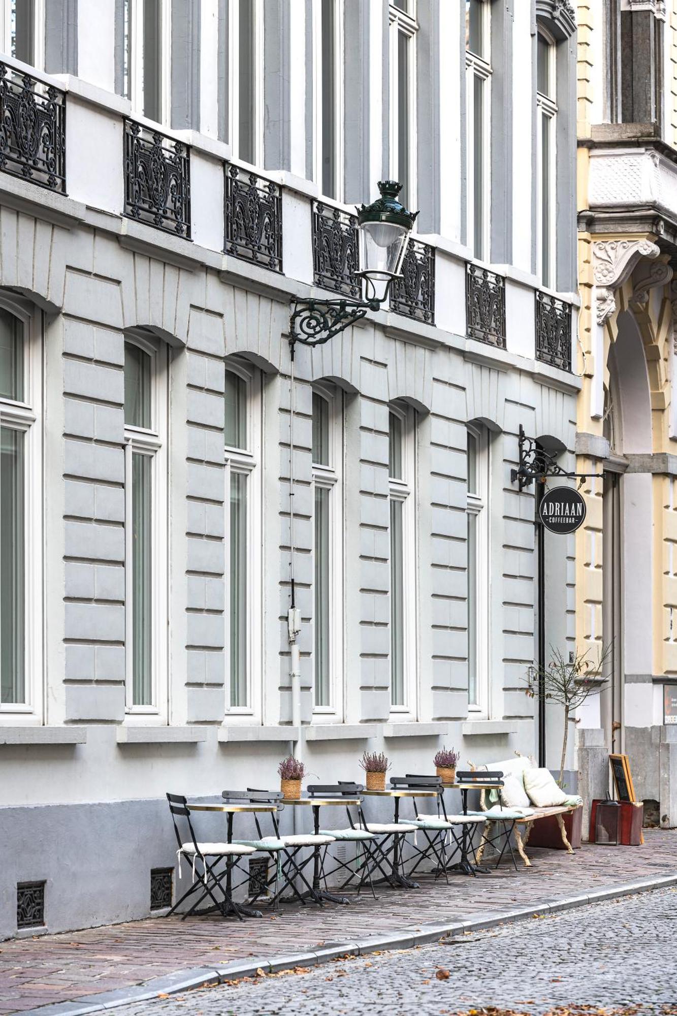 The Bank 1869 - Unique Guestrooms In The Historic Center Of Brugge Kültér fotó